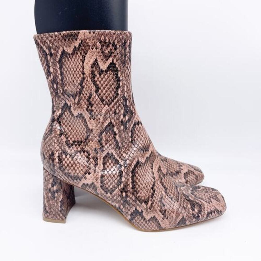 Steve Madden Women's Harli Ankle Boot Snake Print Size 7.5M‎ - Picture 4 of 9